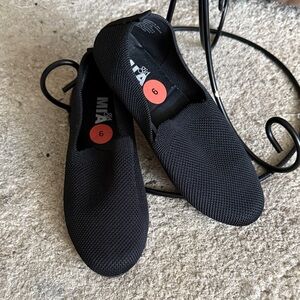 MIA Textured Black Slip-Ons